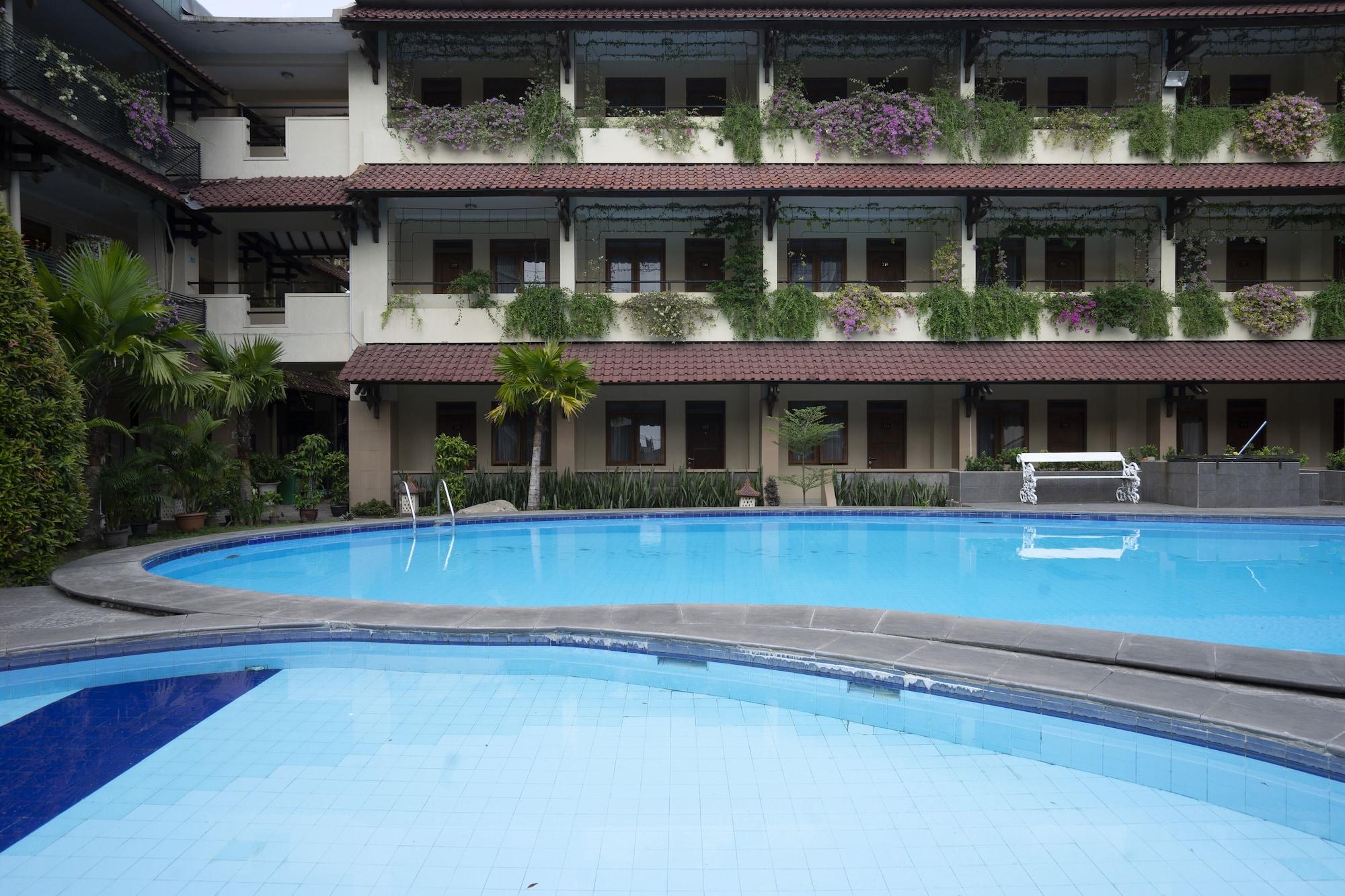 Cakra Kembang Hotel Kejayan Dış mekan fotoğraf