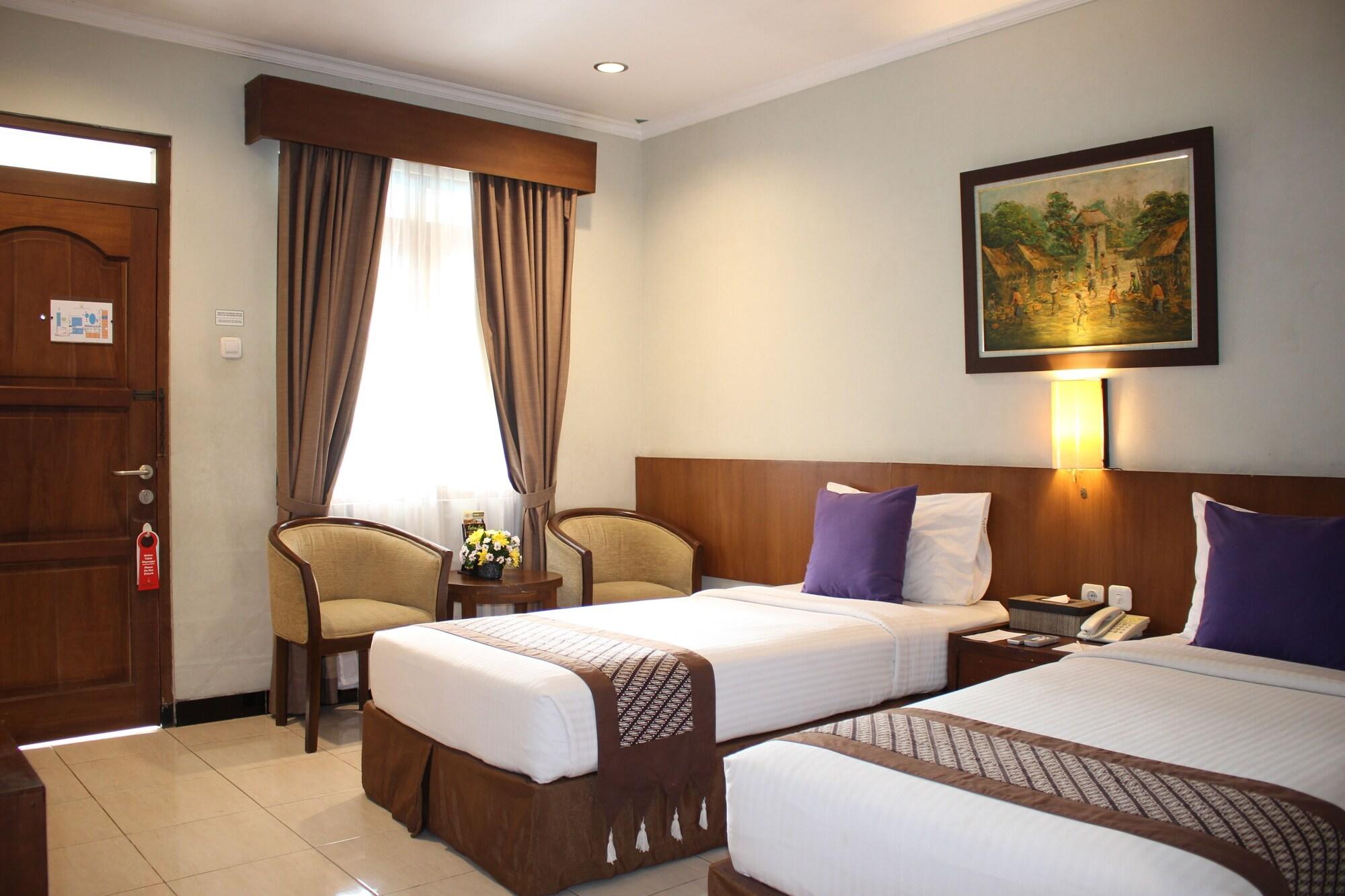 Cakra Kembang Hotel Kejayan Dış mekan fotoğraf
