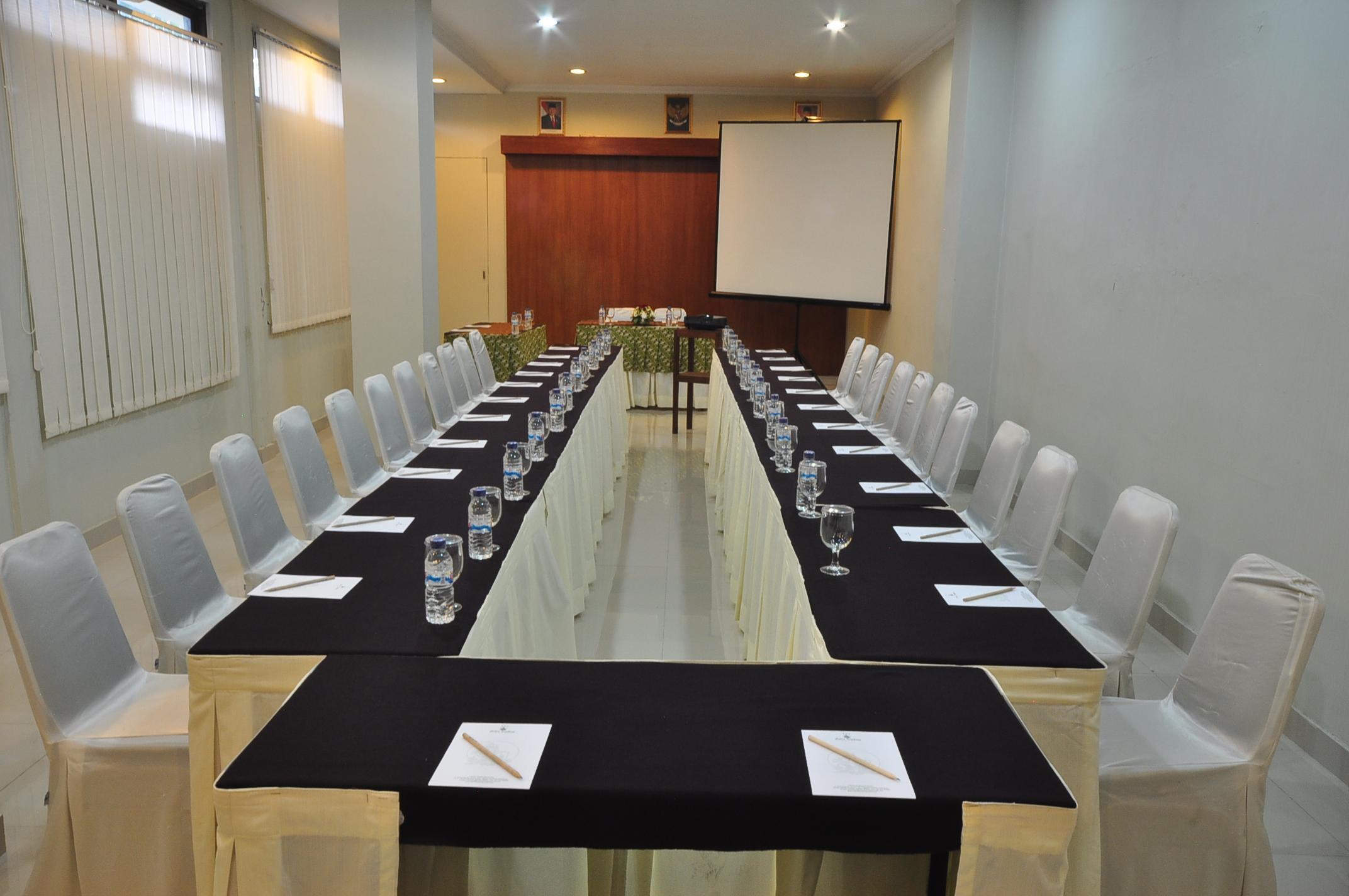 Cakra Kembang Hotel Kejayan Dış mekan fotoğraf