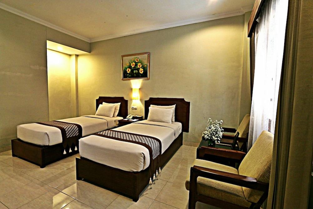 Cakra Kembang Hotel Kejayan Dış mekan fotoğraf